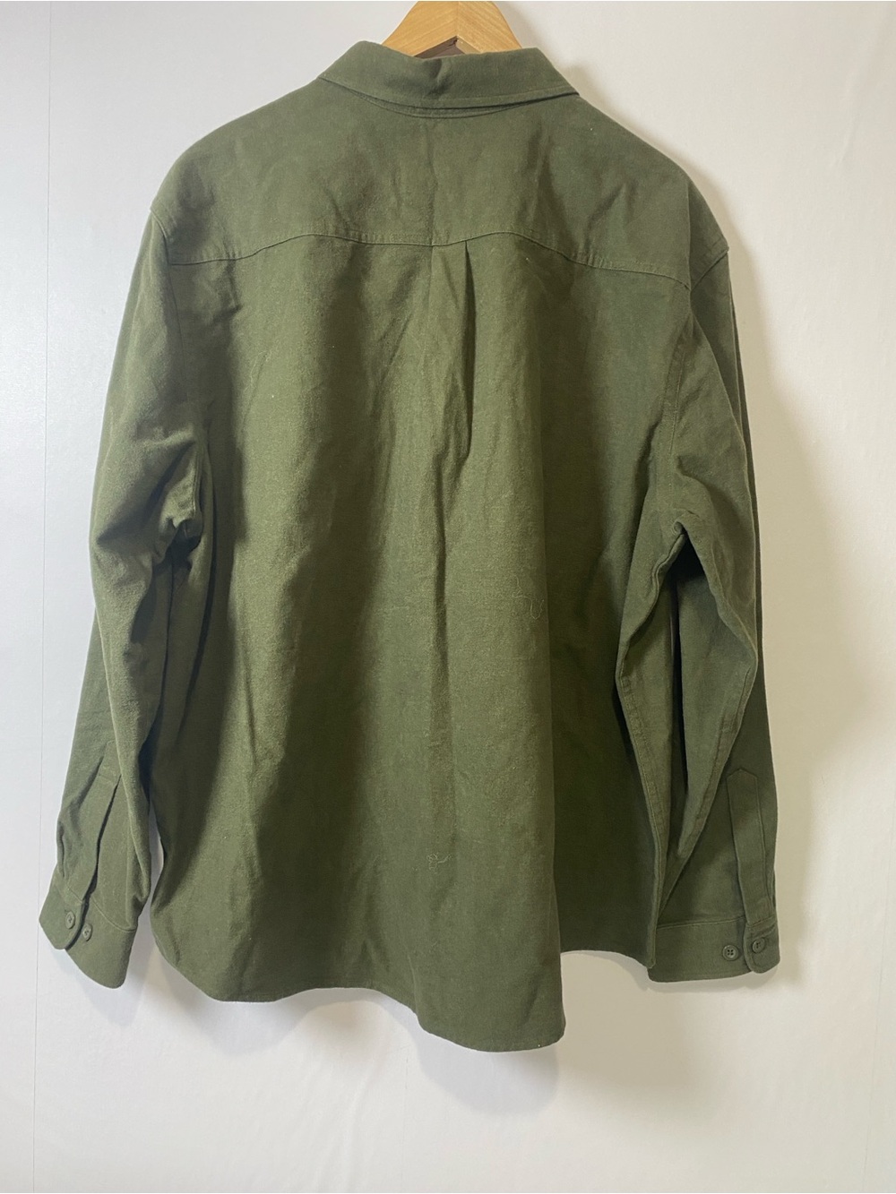 Woolrich Men's XXL Green Label
Chamois Long Sleeve Button Up Shirt
Army Green - Picture 3 of 7